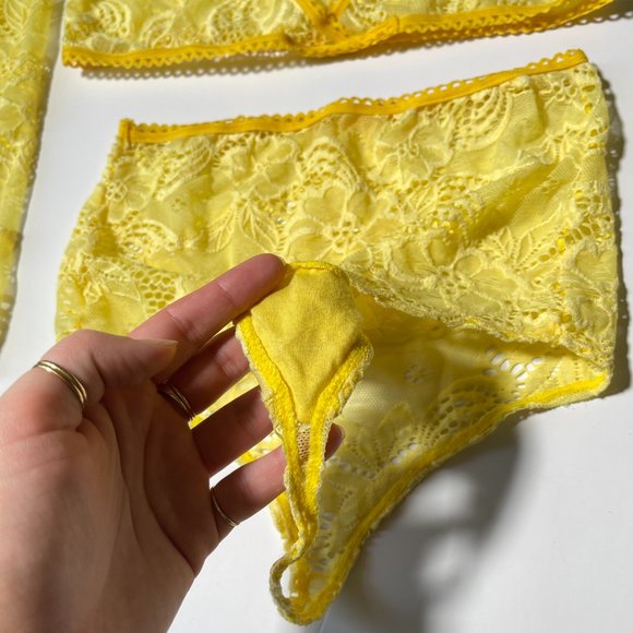 Nadhenri&co Two Tone Yellow Lace Lingerie Set Long Sleeve and High Waised Bottom - Picture 6 of 10